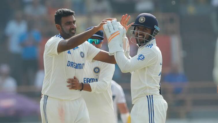 Ravichandran Ashwin To Rejoin Team India Day 4 IND vs ENG 3rd Test Rajkot BCCI India vs England 3rd Test IND vs ENG: राजकोट टेस्ट के चौथे दिन टीम इंडिया से जुड़ जाएंगे रविचंद्रन अश्विन, BCCI ने दिया अहम अपडेट