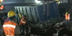 Delhi Train Accident: दिल्ली के जखीरा फ्लाईओवर के पास रेल ट्रैक मरम्मत का काम जारी, जानें- हादसे में अब तक क्या हुआ?