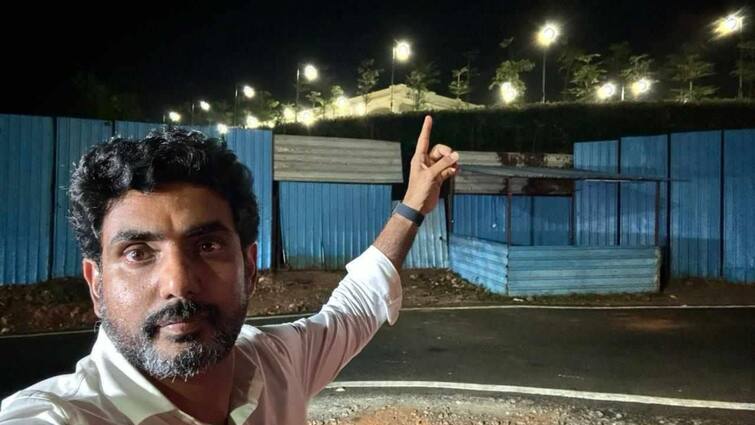 Lokesh selfie at Rushikonda and criticises CM Jagan Nara Lokesh Selfi at Rushikonda: ‘రుషికొండని మింగిన అనకొండ జగన్’ - నారా లోకేష్ సెల్ఫీ పోస్ట్