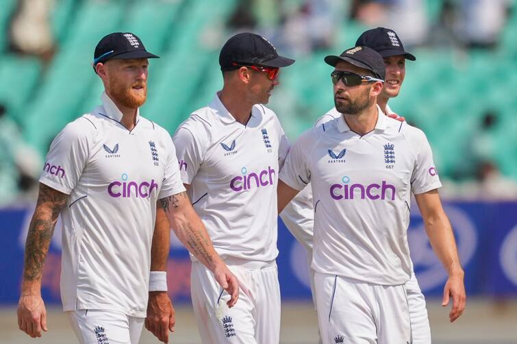 ind vs eng england playing 11 announced for dharamshala 5th test against india IND vs ENG: धर्मशाला कसोटीसाठी इंग्लंडची प्लेईंग 11 जाहीर, मार्क वूड परतला