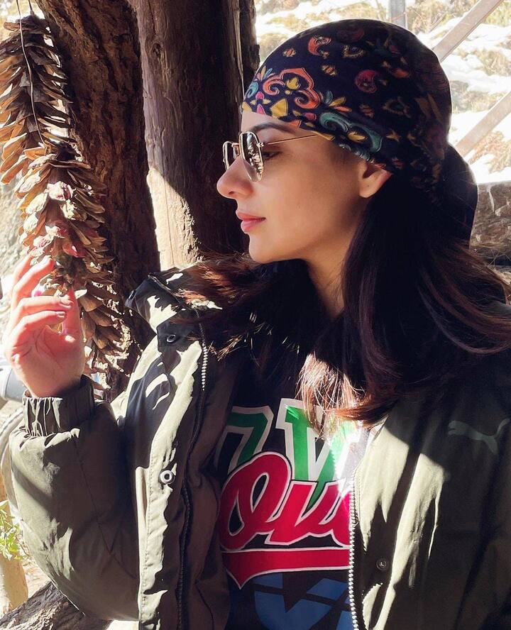 ਕਾਬਿਲੇਗ਼ੌਰ ਹੈ ਕਿ ਤਾਨੀਆ ਨੇ ਪਿਛਲੇ ਸਾਲ ਪੰਜਾਬੀ ਫਿਲਮ ਇੰਡਸਟਰੀ 'ਚ 5 ਸਾਲ ਪੂਰੇ ਕੀਤੇ ਹਨ। ਉਸ ਨੇ ਆਪਣੇ ਕਰੀਅਰ ਦੀ ਸ਼ੁਰੂਆਤ ਫਿਲਮ 'ਕਿਸਮਤ' ਤੋਂ ਕੀਤੀ। ਇਸ ਫਿਲਮ 'ਚ ਉਹ ਸਾਈਡ ਰੋਲ 'ਚ ਨਜ਼ਰ ਆਈ ਸੀ।