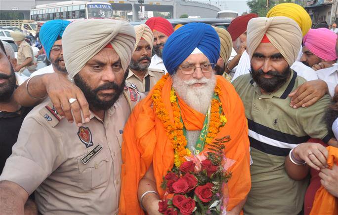 Chief Khalsa Diwan: ਸਿੱਖਾਂ ਦੀ ਸਭ ਤੋਂ ਪੁਰਾਣੀ ਸੰਸਥਾ 'ਤੇ AAP ਵਿਧਾਇਕ ਦਾ ਮੁੜ ਕਬਜ਼ਾ, ਡਾ. ਨਿੱਝਰ 97 ਵੋਟਾਂ ਨਾਲ ਜਿੱਤੇ Dr. Inderbir Singh Nijjar re-elected president of Chief Khalsa Diwan Chief Khalsa Diwan: ਸਿੱਖਾਂ ਦੀ ਸਭ ਤੋਂ ਪੁਰਾਣੀ ਸੰਸਥਾ 'ਤੇ AAP ਵਿਧਾਇਕ ਦਾ ਮੁੜ ਕਬਜ਼ਾ, ਡਾ. ਨਿੱਝਰ 97 ਵੋਟਾਂ ਨਾਲ ਜਿੱਤੇ