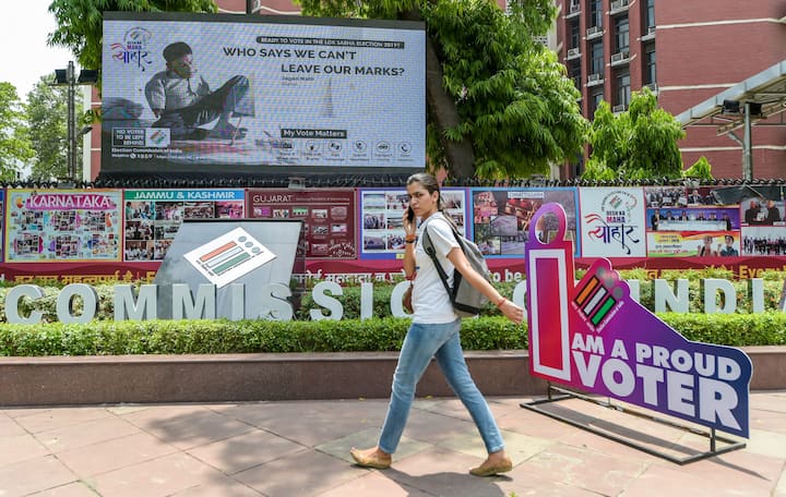 वो तमाम लाभार्थी परियोजनाएं जहां आदर्श आचार संहिता के लागू होने से पहले लाभार्थियों के नाम चिह्नित कर लिए गए हैं, वो जारी रहती हैं.