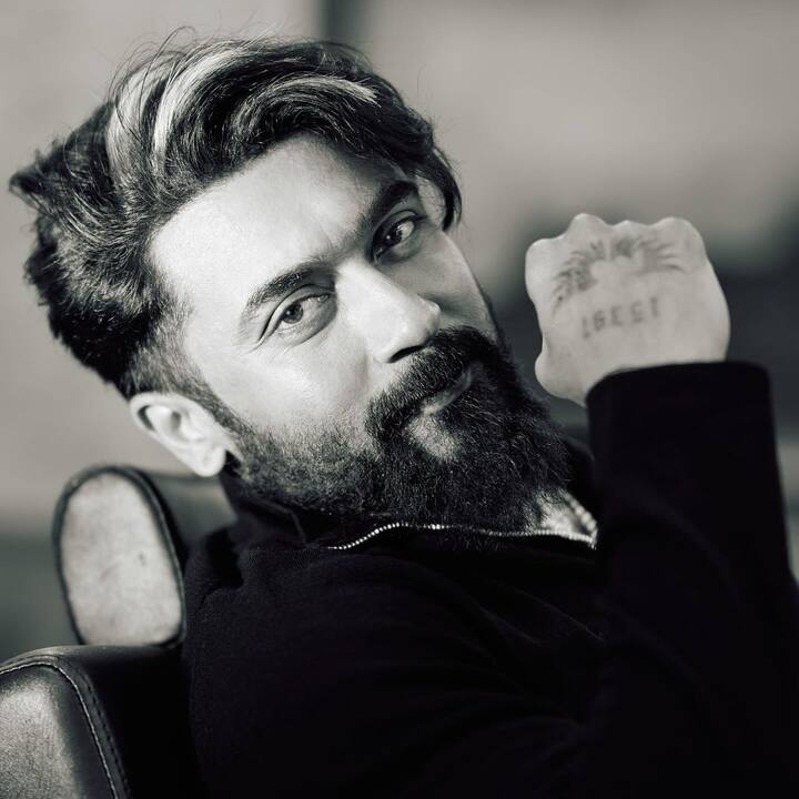 பின்னர், படக்கதையில் பல மாற்றங்கள் செய்யப்பட்டதால், சூர்யா அப்படத்தை விட்டு விலகினார்.
