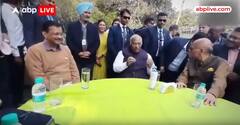 Delhi Politics: Arvind Kejriwal ने बताया... नेताओं के BJP में शामिल होने के लिए कौन है जिम्मेदार?