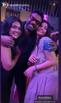 Divya Agarwal Wedding: कॉकटेल पार्टी में होने वाले पति के साथ जमकर नाचीं दिव्या अग्रवाल...निक्की तंबोल संग दिए पोज, सामने आईं इनसाइड तस्वीरें