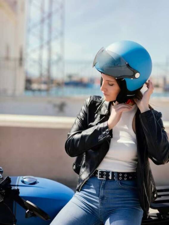 ਭਾਰਤ 'ਚ ਇਨ੍ਹਾਂ ਲੋਕਾਂ ਨੂੰ ਹੈਲਮੇਟ ਪਾਉਣ ਤੋਂ ਛੋਟ