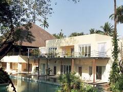 शाहरुख खान से लेकर दीपिका पादुकोण तक, बॉलीवुड के ये सेलेब्स हैं लग्जरी हॉलिडे होम के मालिक