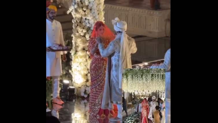 Devon Ke Dev…Mahadev Actor Sonarika Bhadoria Marries Businessman Vikas Parashar In Lavish Ceremony At Nahargarh Palace Rajasthan Devon Ke Dev…Mahadev Actor Sonarika Bhadoria Marries Vikas Parashar At Nahargarh Palace, Rajasthan