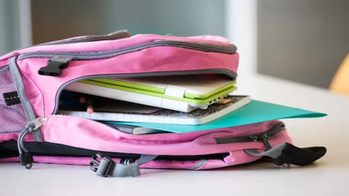 Delhi: DoE Asks Schools To Form Committees For Surprise Checking Of Students’ Bags Delhi: DoE Asks Schools To Form Committees For Surprise Checking Of Students’ Bags