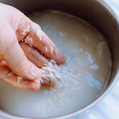 Rice Water: ਚੌਲ ਉਬਾਲ ਕੇ ਪਾਣੀ ਸੁੱਟਣ ਤੋਂ ਪਹਿਲਾਂ ਜਾਣ ਲਓ ਆਹ ਗੱਲਾਂ