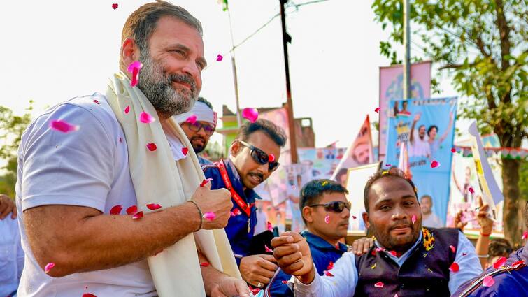 Bharat Jodo Nyaya Yatra Rahul Gandhi reaction on contest elecrion from Amethi seat BJNY In UP: अमेठी से लोकसभा चुनाव लड़ेंगे राहुल गांधी! कार्यकर्ताओं की मांग पर दिया ऐसा रिएक्शन