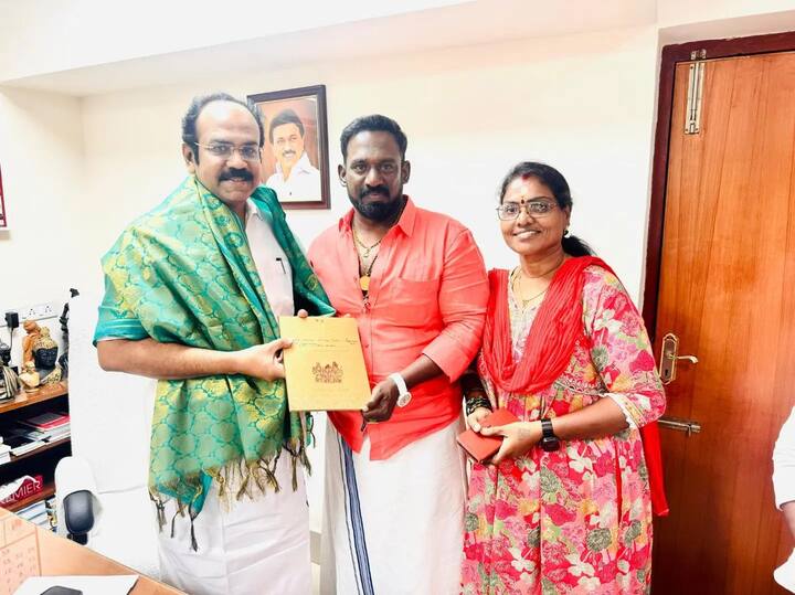 தமிழக நிதித்துறை அமைச்சர் தங்கம் தென்னரசுடன் ரோபோ ஷங்கர் - பிரியங்கா ஷங்கர்
