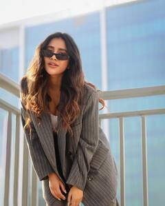 Nabha Natesh : కాఫీ కప్పుతో లేడి బాస్ ఫోజులిస్తున్న నభా నటేష్