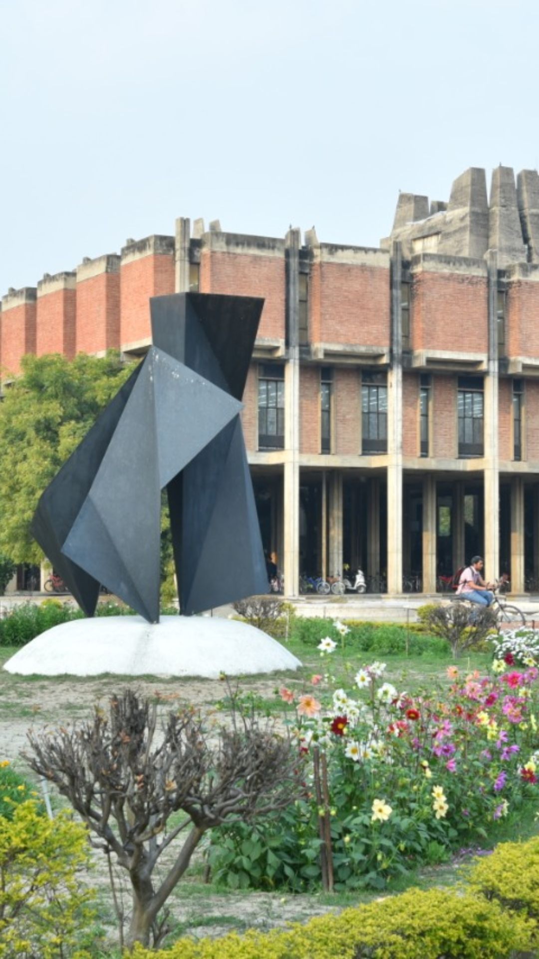 Top 10 Engineering Colleges In Uttar Pradesh top-10-engineering-colleges-in-uttar-pradesh