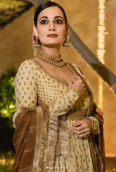 Dia Mirza: ਦੀਆ ਮਿਰਜ਼ਾ ਦੀ ਟ੍ਰੈਡਿਸ਼ਨਲ ਲੁੱਕ ਨੇ ਜਿੱਤਿਆ ਫੈਨਜ਼ ਦਾ ਦਿਲ, ਦੇਖੋ ਤਸਵੀਰਾਂ