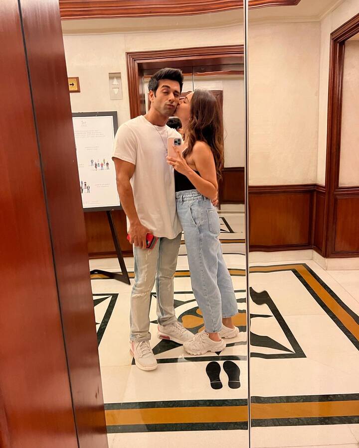 मीडिया रिपोर्ट्सनुसार, क्रिती खरबंदा आणि पुलकित सम्राट मार्च 2024 च्या दुसऱ्या आठवड्यात सात फेऱ्या घेऊ शकतात. (photo:/kriti.kharbanda/ig)