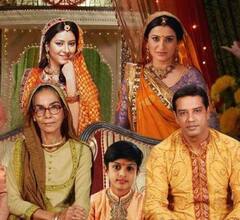 'आनंदी' की सास आज भी दिखती हैं बेहद खूबसूरत, जानें खुद को फिट रखने के लिए क्या करती हैं स्मिता बंसल