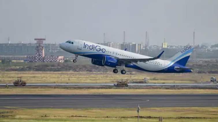 two IndiGo planes came close to each other after take off from Delhi airport 1 रॉन्ग टर्न और करीब आ गए IndiGo के 2 विमान, दिल्ली एयरपोर्ट पर टल गया बड़ा हादसा!