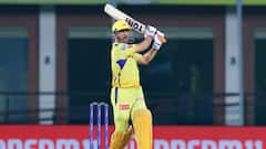 MS Dhoni Salary: ১৬ বছর কাটিয়ে ফেলেছেন আইপিএলের মঞ্চে, জানেন কি কোন মরশুমে কত বেতন পেয়েছেন ধোনি?