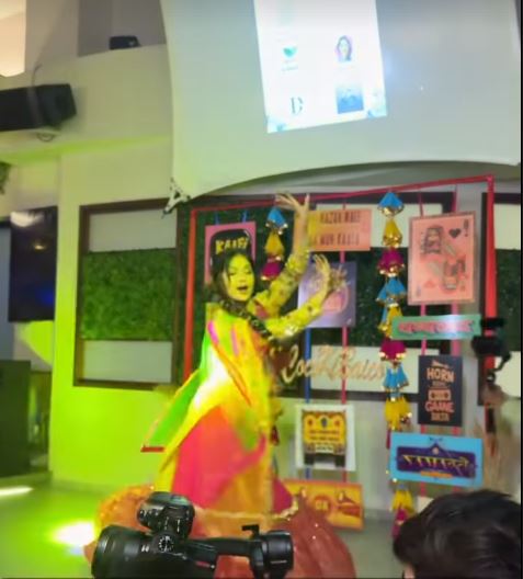 Divya used to date Varun Sood before getting in a relationship with Apurva. (All images: Instagram/@divyaagarwal_official)