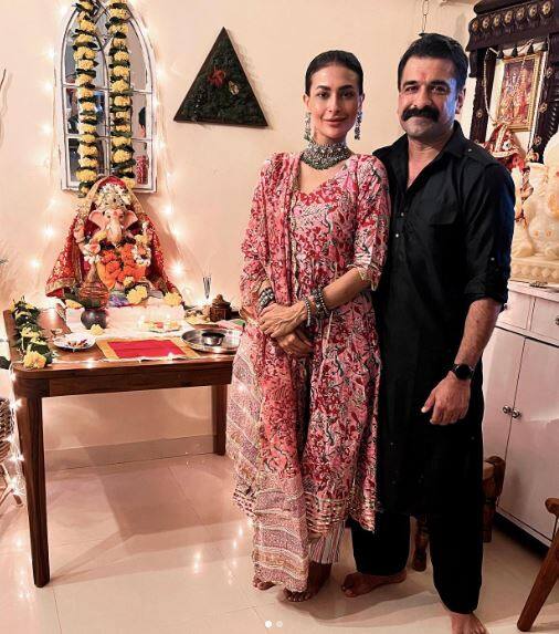 बिग बॉस के पूर्व कंटेस्टेंट्स एजाज खान और पवित्रा पुनिया लंबे समय से एक-दूसरे के साथ थे. लेकिन 2024 में इन्होंने भी अपने-अपने रास्ते अलग कर लिए हैं.