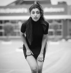 कहां गायब हैं 'कलयुग' की 'एनी'? कई फिल्मों में 'आइटम नंबर' देने के बाद अब जी रहीं ऐसी जिदंगी