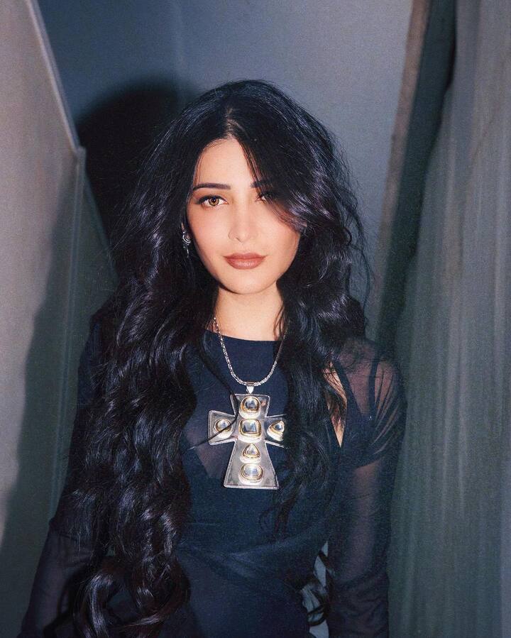శ్రుతిహాసన్ (Image Courtesy : Shrutzhaasan / Instagram)