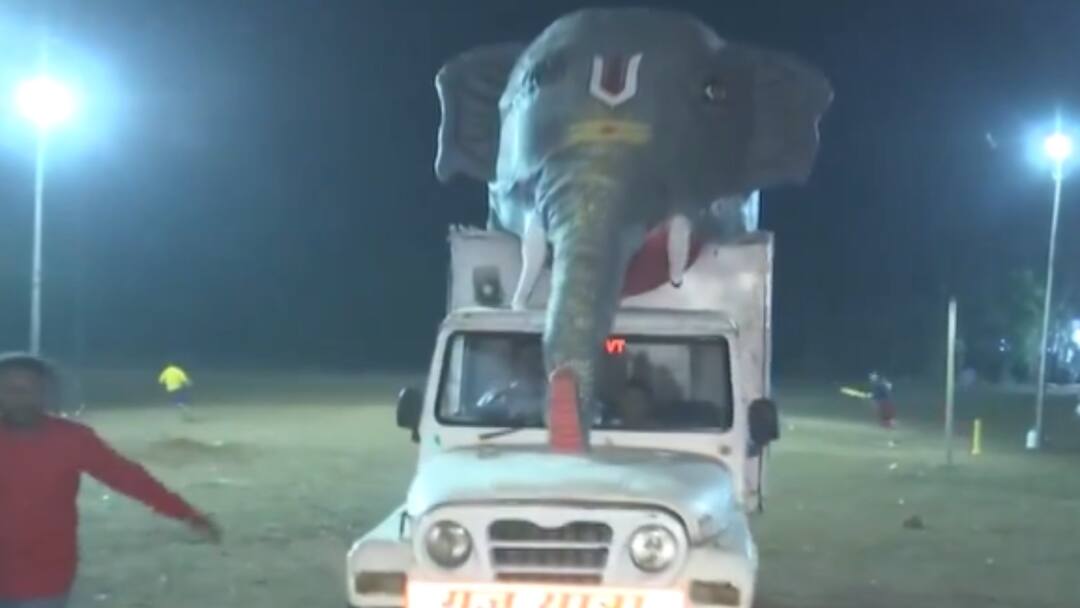 Chhattisgarh Forest Department Gajayatra taken out to save elephants in Mahasamund Chhattisgarh: महासमुंद में हाथी से बचाव के लिए निकाली गई 'गज यात्रा', वन विभाग गांव-गांव जाकर लोगों को कर रहा जागरूक