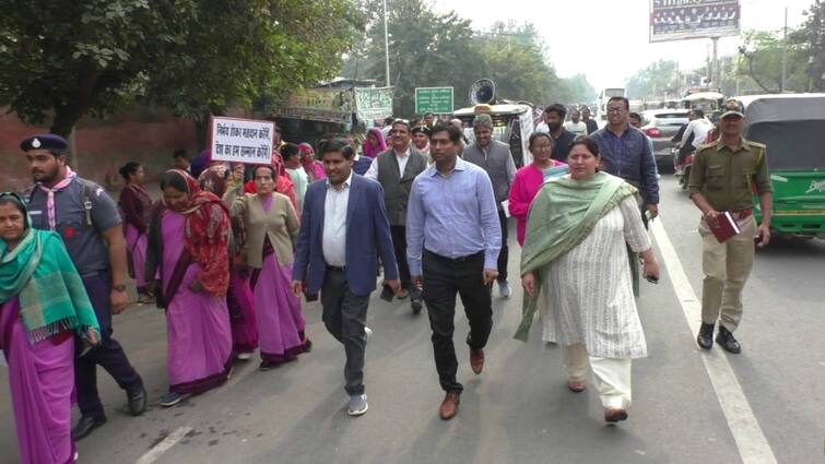 भरतपुर में मतदाता जागरूकता अभियान, वोटिंग प्रतिशत बढ़ाने के लिए बनाई गई मानव शृंखला