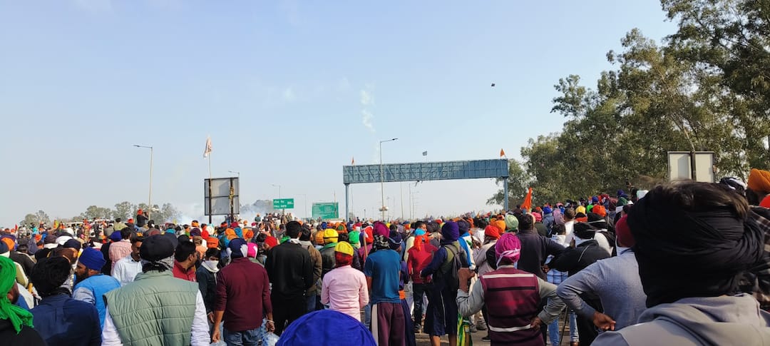 Farmers Protest: ਦਾਤਾ ਸਿੰਘ ਸਰਹੱਦ 'ਤੇ ਪੁਲਿਸ ਤੇ ਕਿਸਾਨ ਆਹਮੋ-ਸਾਹਮਣੇ, ਪ੍ਰਸ਼ਾਸਨ ਨੇ ਜਾਰੀ ਕੀਤਾ ਅਲਰਟ jind-farmers-delhi-chalo-protest-haryana-police-paramilitary-forces-at-data-singh-border Farmers Protest: ਦਾਤਾ ਸਿੰਘ ਸਰਹੱਦ 'ਤੇ ਪੁਲਿਸ ਤੇ ਕਿਸਾਨ ਆਹਮੋ-ਸਾਹਮਣੇ, ਪ੍ਰਸ਼ਾਸਨ ਨੇ ਜਾਰੀ ਕੀਤਾ ਅਲਰਟ