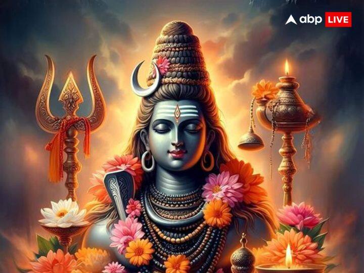 महाशिवरात्रि के दिन भोलेनाथ की पूजा करें. इस दिन शिवमंदिर जाकर शिवजी का गाय के दूध से रुद्राभिषेक करें. ऐसा करने से भोलेनाथ शीर्घ ही प्रसन्न हो जाते हैं.