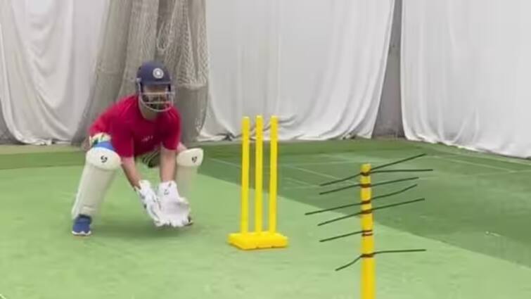 rishabh pant share video of doing wicket keeping and batting comfortably may return in ipl 2024 - watch video Watch Video: வாரான் வாரான் மதுர வீரன் மதங்கொண்டு வாரான்... மீண்டும் பயிற்சியை தொடங்கிய ரிஷப் பண்ட்!