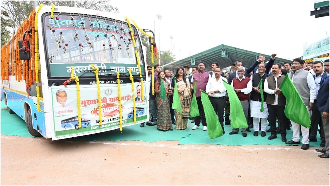 Jharkhand: झारखंड के ये लोग अब बस में कर सकेंगे फ्री सफर, CM चंपई सोरेन ने दी सौगात Jharkhand Free Bus Service cm champai soren launched scheme for rural areas Jharkhand: झारखंड के ये लोग अब बस में कर सकेंगे फ्री सफर, CM चंपई सोरेन ने दी सौगात