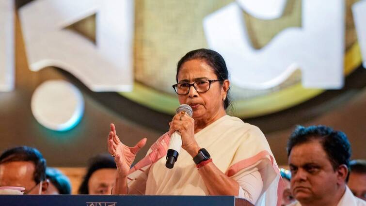 West Bengal Chief Minister Mamata Banerjee On Khalistani Row Asks Would You Call Muslim Cop Pakistani 'Would You Call Muslim Cop Pakistani?': Mamata Rips Into Oppn Amid Row Over 'Khalistani' Slur At IPS Officer