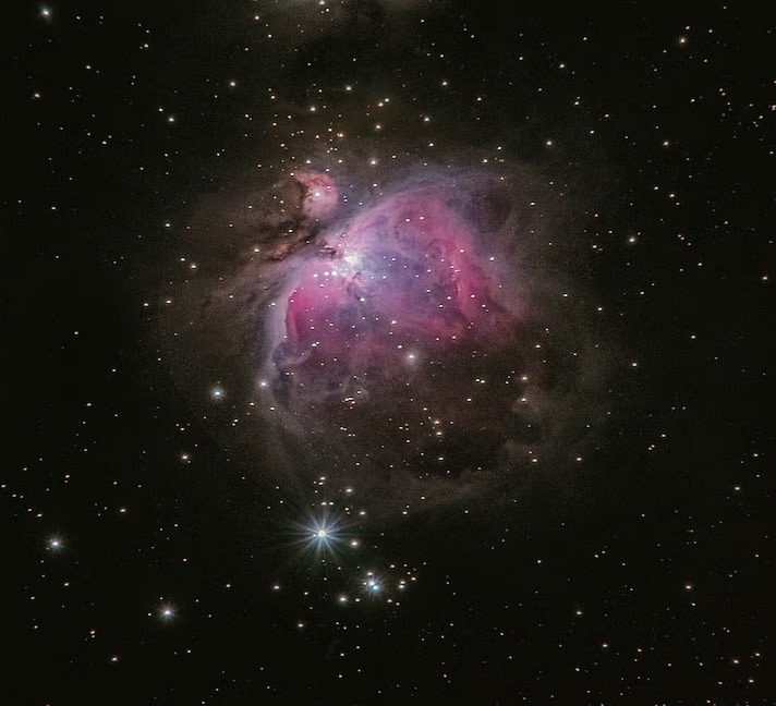 વાસ્તવમાં, યુરોપિયન સ્પેસ એજન્સીનો અંદાજ છે કે, પૃથ્વીની ભ્રમણકક્ષામાં લગભગ 10 લાખ એવા ટુકડાઓ છે જે એક સેન્ટીમીટર કરતા પણ મોટા છે.