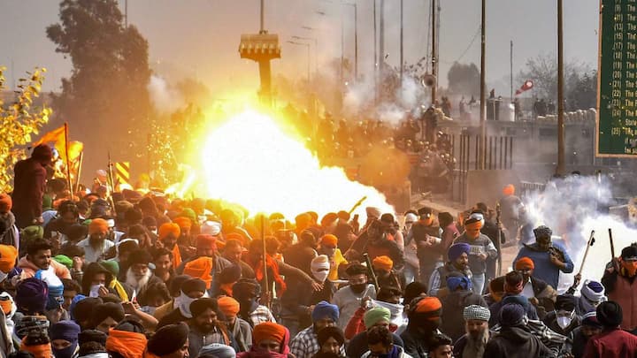 Farmer Killed as Police Disperse Protesters at Punjab-Haryana Border Delhi Chalo March Latest Update 'Delhi Chalo' Protest: Tear Gas Clash, March On-Hold After Farmers Claim Protester Died At Punjab-Haryana Border. Top Points