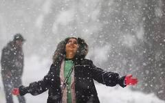 Snowfall in India:ગુલમર્ગ હોય કે શિમલા, બરફવર્ષાથી પ્રવાસીઓ ખુશખુશાલ,જાણો પહાડોમાં કેવો છે મૌસમનો મિઝાજ