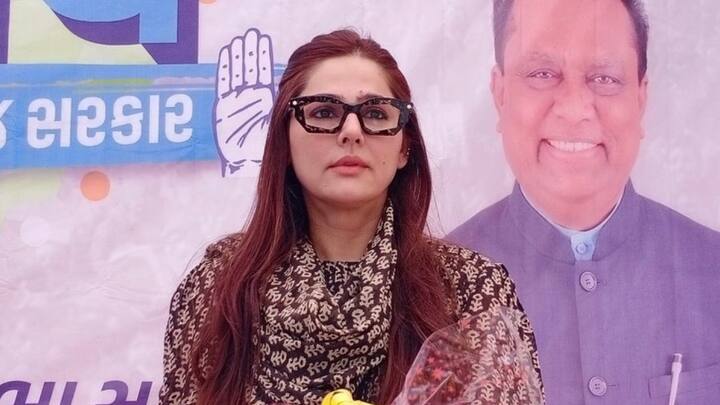 पार्टी ने चिट्ठी में कहा कि भरूच की 7 विधानसभा सीट में 2022 विधानसभा चुनाव में कांग्रेस को 319131 वोट मिले. आप को 154954 वोट मिले, जिनमें से 103433 वोट अकेले डेडियापाड़ा विधानसभा से आए. जहां से चैतर वसावा विधायक हैं और AAP उन्हें लोकसभा उम्मीदवार के रूप में टिकट दे रही है. इसलिए 6 विधानसभाओं में AAP का अस्तित्व ही नहीं है.