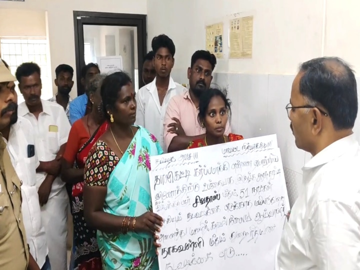 ஏமாற்றிய காதலன்; ஆட்சியர் காலில் விழுந்து கதறிய இளம்பெண் - மயிலாடுதுறையில் சோகம்