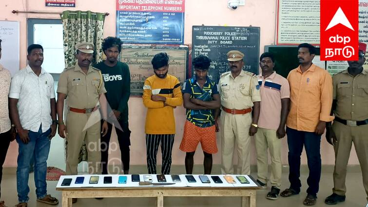 Puducherry 3 people arrested for serial robberies in Thiruphuvanai 14 cell phones seized - TNN புதுச்சேரி: திருபுவனையில் தொடர் வழிப்பறி செய்த 3 பேர் கைது - 14 செல்போன்கள், 1 மோட்டார் சைக்கிள் பறிமுதல்