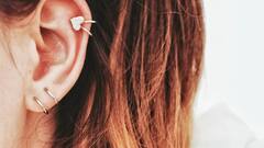 Ear Wax Remove Tips : कानात साठलेली घाण आपोआप बाहेर पडू लागेल, फक्त या गोष्टी करा, जाणून घ्या कान साफ करण्याचे घरगुती उपाय !
