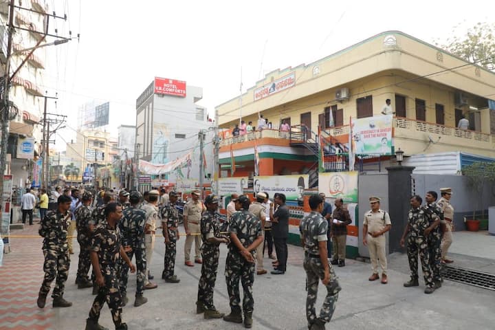 Police said that the march lacked permission resulting in the arrest of Sharmila, along with other Congress leaders, including APCC chief G Rudraraju and numerous party workers, for disobeying police directives. (Credit: X/@ManickamTagore)