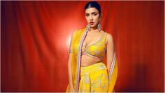 Manchu Lakshmi Photos: మంచు లక్ష్మి పర్ఫెక్ట్‌ మెహెందీ లుక్‌ - గ్లామర్‌ డోస్‌ మరింత పెంచేసిందిగా..