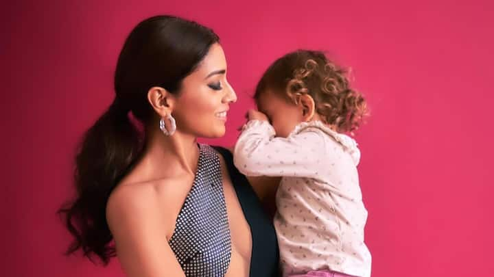 Shriya Saran shared pictures from photoshoots with her daughter Radha looking dapper as ever