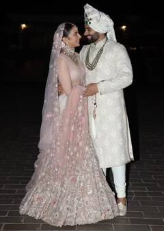 Rakul Preet Jackky Bhagnani Wedding: ਵਿਆਹ ਤੋਂ ਬਾਅਦ ਮੀਡੀਆ ਨੂੰ ਮਿਲਣ ਪੁੱਜੇ ਜੈਕੀ-ਰਕੁਲ, ਪਾਪਰਾਜ਼ੀ ਨੇ ਭਾਬੀ-ਭਾਬੀ ਕਹਿ ਮਚਾਇਆ ਸ਼ੋਰ