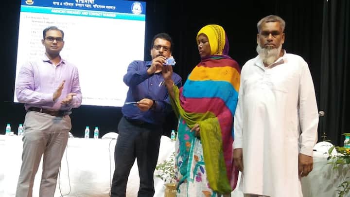 এই পরিষেবার সমস্ত খরচই বহন করবে রাজ্য সরকার। এর মাধ্যমে প্রত্যেক পরিবার বিমার আওতায় থাকবেন। ছবি- www.swasthyasathi.gov.in ওয়েবসাইট