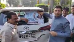 कमलनाथ के सबसे करीबी सज्जन सिंह वर्मा की गाड़ी पर लगी राहुल गांधी की तस्वीर, क्या नाराजगी हो गई दूर?