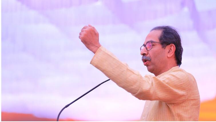 Loksabha Election 2024 Uddhav Thackeray Camp Shivsena will contest 4 seats in Mumbai who will be the candidates ठाकरे गट मुंबईतील 'या' चार जागा लढवणार? किरीट सोमय्यांच्या मतदारसंघातून कोणत्या मोहऱ्याला रिंगणात उतरवणार