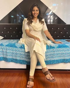 Anjali Photos: గీతాంజలి మళ్లీ వచ్చింది - అంజలి కూల్ లుక్!